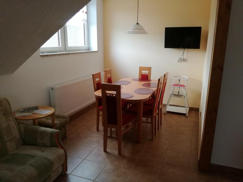 Apartman U Kovaru Кашперске-Гори Экстерьер фото